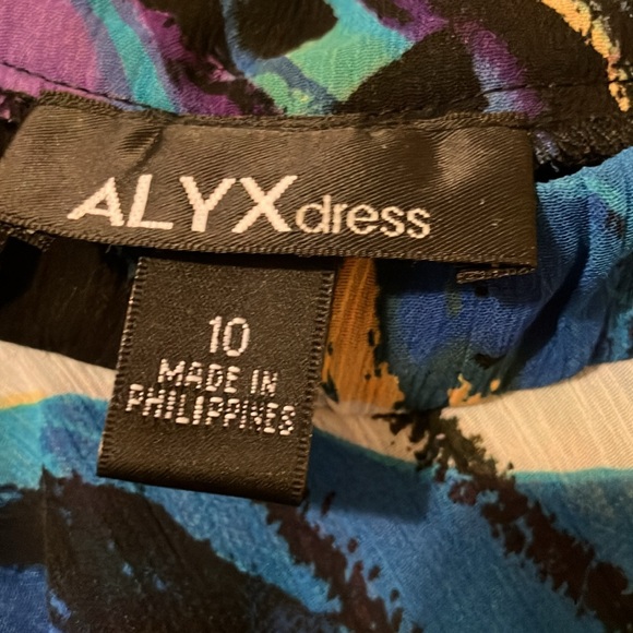 Beautiful black and multiple colors - Picture 2 of 2